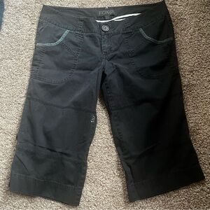 Fox Black Capris Y2K SZ9
